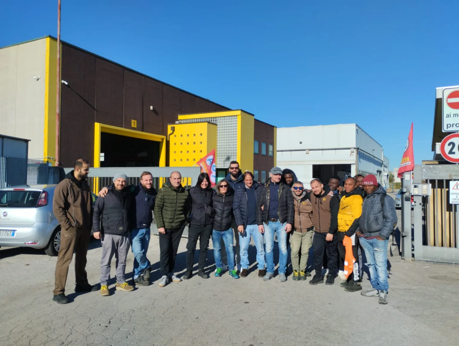 Sindacato di Base ADL Cobas - Continua lo sciopero dei dipendenti di Madilo srl impiegati nel magazzino UPS di Padova