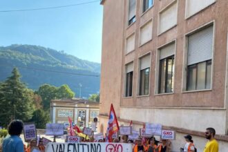Sindacato di Base ADL Cobas - 83 persone su 109 a rischio licenziamento al magazzino logistico "VALENTINO" a Valdagno (notizia in continuo aggiornamento)
