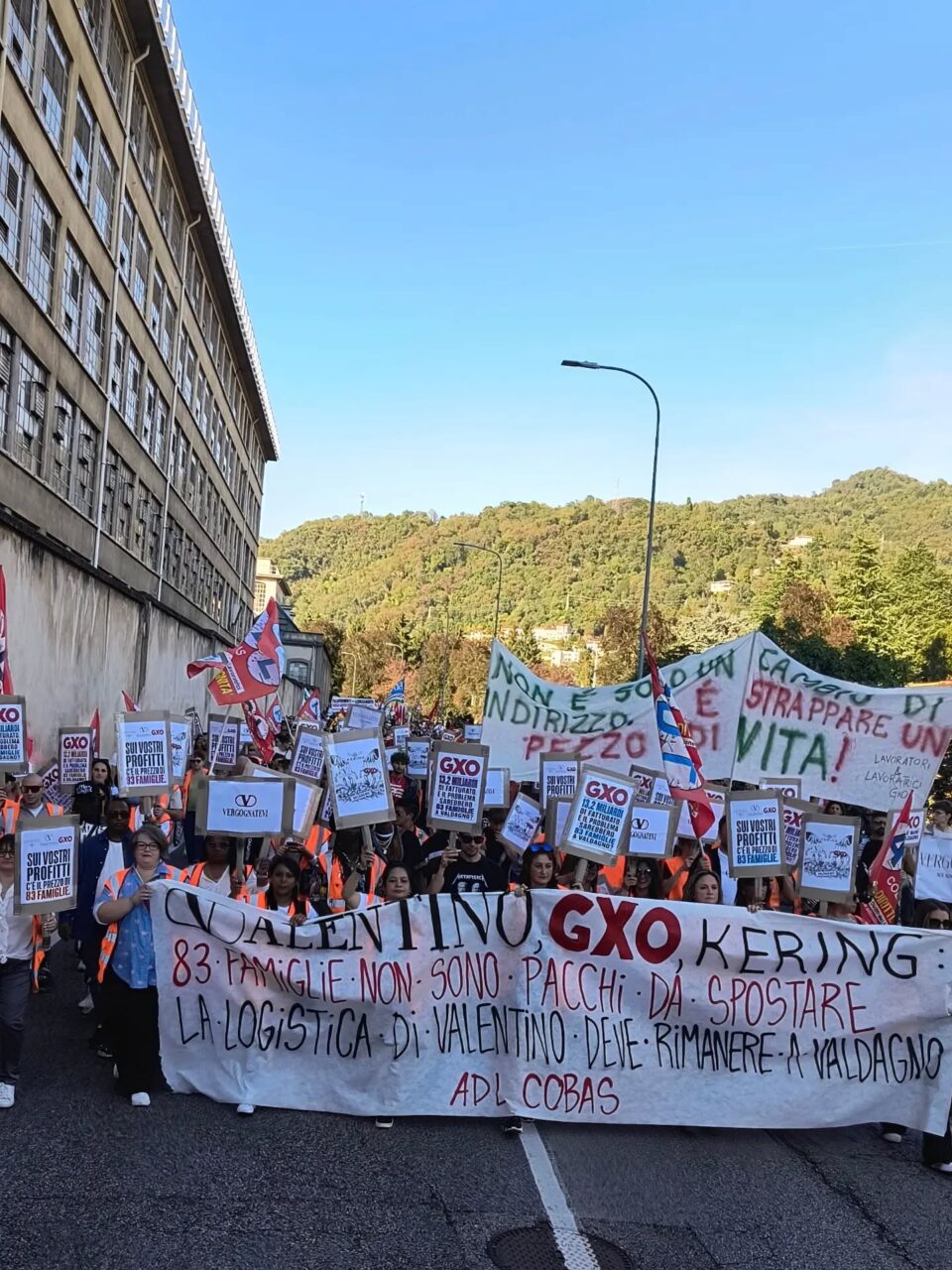 Sindacato di Base ADL Cobas - 83 persone su 109 a rischio licenziamento al magazzino logistico "VALENTINO" a Valdagno (notizia in continuo aggiornamento)