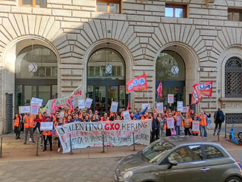 Sindacato di Base ADL Cobas - 83 persone su 109 a rischio licenziamento al magazzino logistico "VALENTINO" a Valdagno (notizia in continuo aggiornamento)