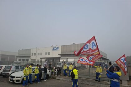 Sindacato di Base ADL Cobas - SDA Alessandria: i corrieri di SIC Europe scioperano per il rispetto degli orari di lavoro