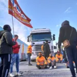 Sindacato di Base ADL Cobas - Contro i licenziamenti in NUMBER1 Parma: solo la lotta paga!