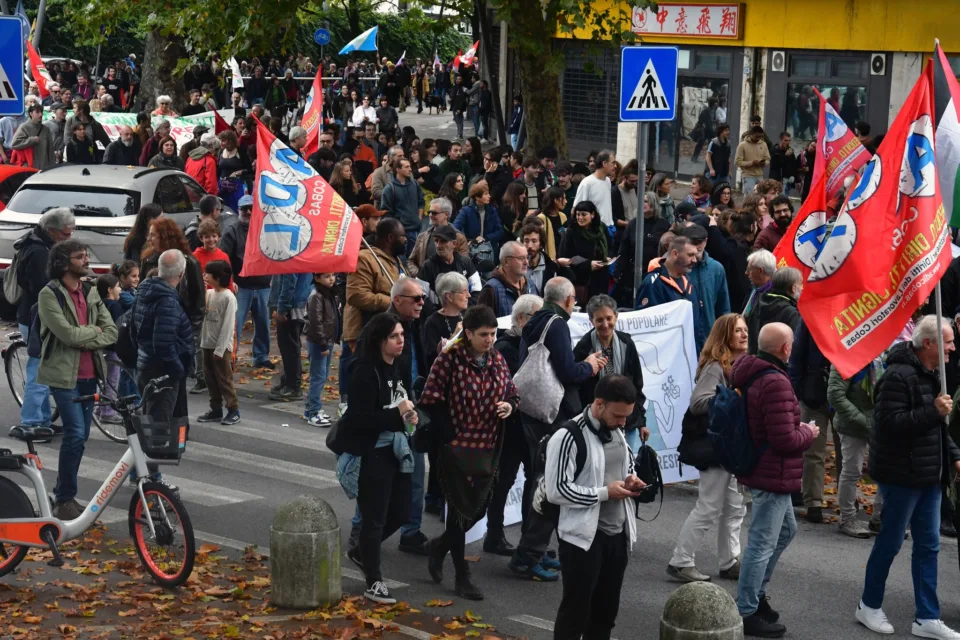 Sindacato di Base ADL Cobas - Padova - Più di 5000 contro il DDL Sicurezza e per costruire un opposizione sociale al Governo