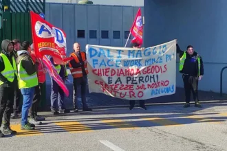 Sindacato di Base ADL Cobas - Primo importante risultato della lotta dei lavoratori dipendenti di Geodis in servizio presso lo stabilimento Peroni di Padova.