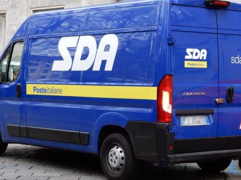 Sindacato di Base ADL Cobas - Passaggi di livello automatici legati all'anzianità e indennità di turno spezzato: conquista storica per i lavoratori del magazzino SDA di Alessandria.